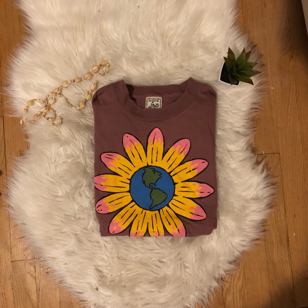 Vintage Earth Shirt